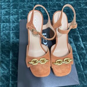 Coach Women's Brown Heels with Gold Chain Detail